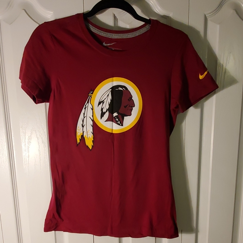 Nike Washington Redskins short sleeve shirt Medium